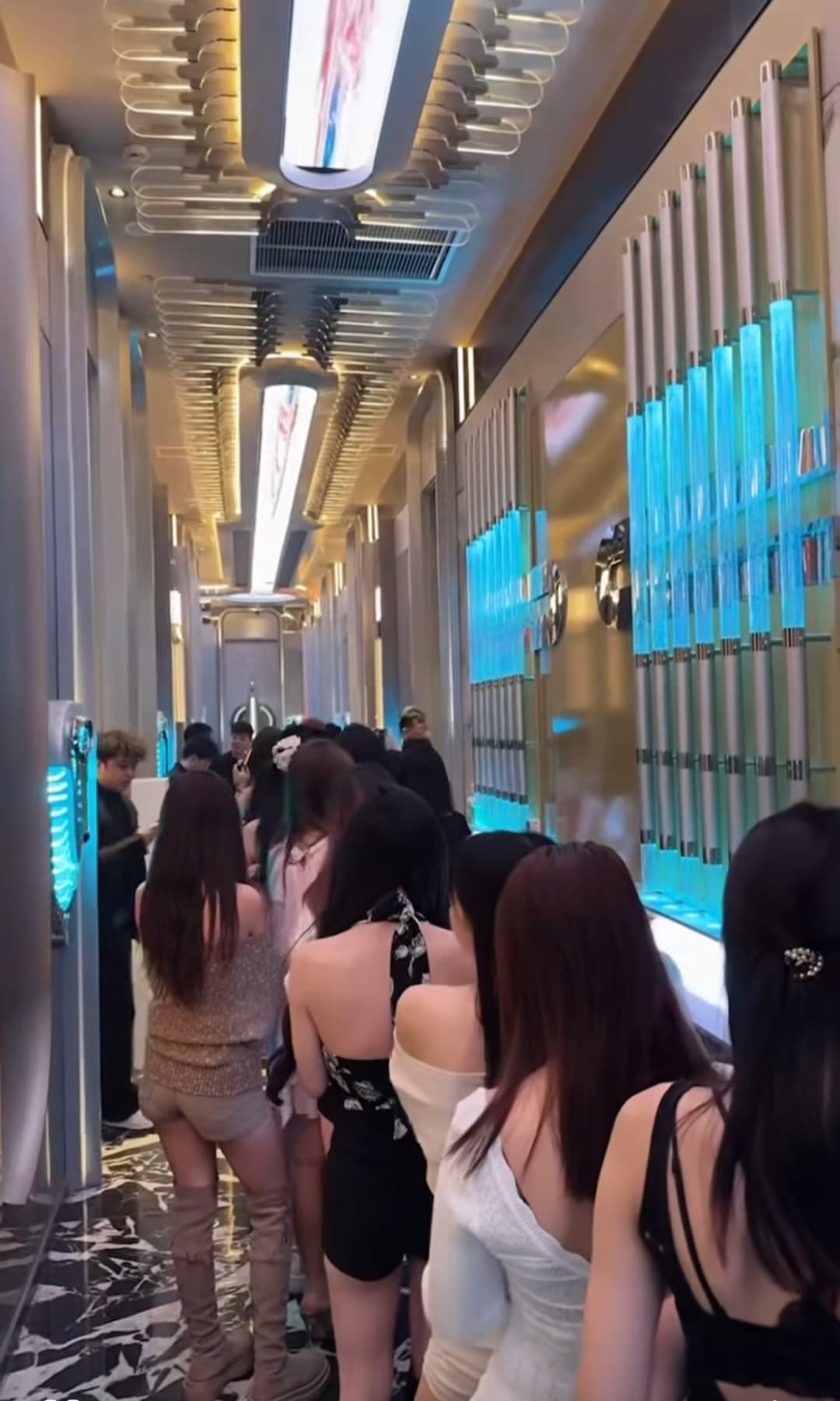 酒店上班找經紀｜應徵過程必知的重點與注意事項